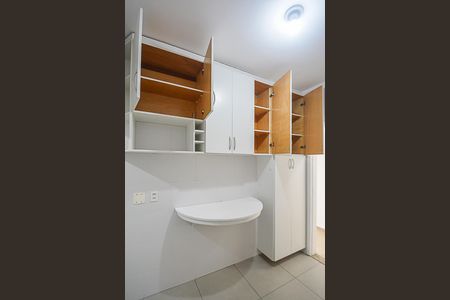 Apartamento à venda com 68m², 2 quartos e 1 vaga Apartamento à venda com 68m², 2 quartos e 1 vagaCozinha