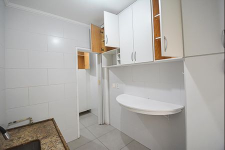 Apartamento à venda com 68m², 2 quartos e 1 vaga Apartamento à venda com 68m², 2 quartos e 1 vagaCozinha