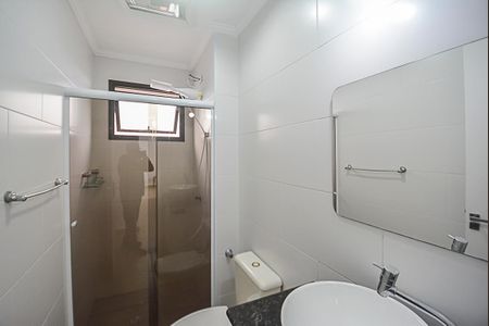 Apartamento à venda com 68m², 2 quartos e 1 vaga Apartamento à venda com 68m², 2 quartos e 1 vagaBanheiro