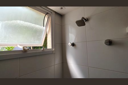 Apartamento à venda com 45m², 2 quartos e 1 vaga Apartamento à venda com 45m², 2 quartos e 1 vagaBanheiro
