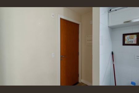 Apartamento à venda com 45m², 2 quartos e 1 vaga Apartamento à venda com 45m², 2 quartos e 1 vagaÁrea de serviço
