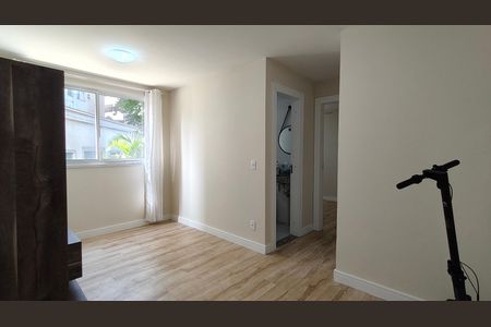 Sala de apartamento à venda com 2 quartos, 45m² em Jardim Iris, São Paulo