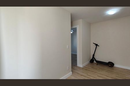 Sala de apartamento à venda com 2 quartos, 45m² em Jardim Iris, São Paulo