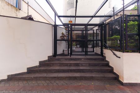 Apartamento para alugar com 53m², 2 quartos e 1 vagaFachada