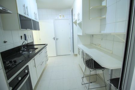 Apartamento à venda com 122m², 3 quartos e 2 vagasCozinha