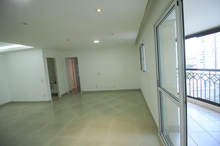 Apartamento à venda com 122m², 3 quartos e 2 vagasSala