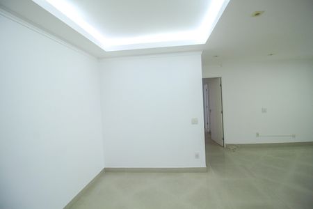 Apartamento à venda com 122m², 3 quartos e 2 vagasSala