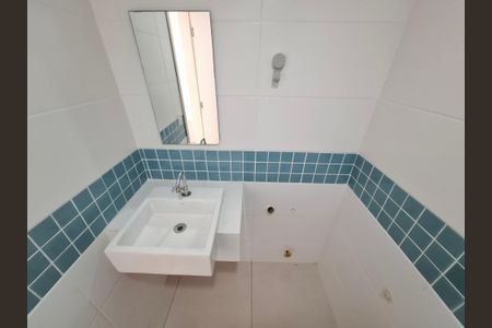 Banheiro  de apartamento para alugar com 1 quarto, 40m² em Cidade Nova, Rio de Janeiro