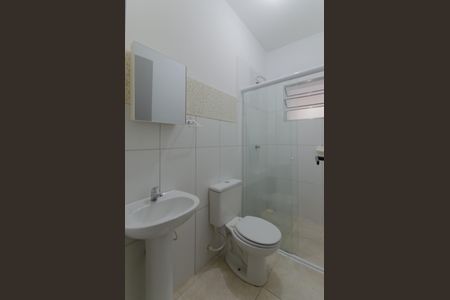 Banheiro de kitnet/studio para alugar com 1 quarto, 35m² em Cambuci, São Paulo