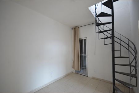 Casa para alugar com 50m², 2 quartos e sem vagaSala