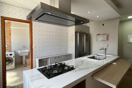 Apartamento para alugar com 200m², 2 quartos e 2 vagas Apartamento para alugar com 200m², 2 quartos e 2 vagasCozinha