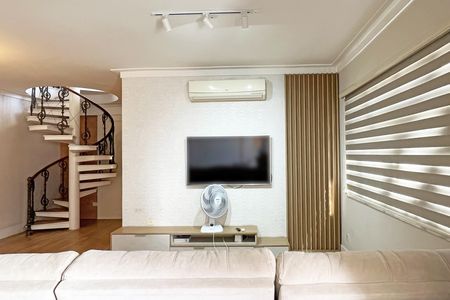 Apartamento para alugar com 200m², 2 quartos e 2 vagas Apartamento para alugar com 200m², 2 quartos e 2 vagasSala