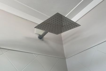 Apartamento para alugar com 200m², 2 quartos e 2 vagas Apartamento para alugar com 200m², 2 quartos e 2 vagasBanheiro da Suíte