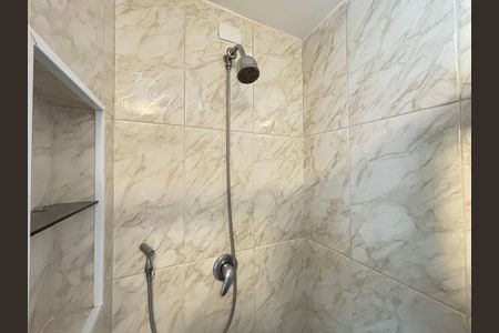 Banheiro de apartamento para alugar com 3 quartos, 85m² em Pinheiros, São Paulo