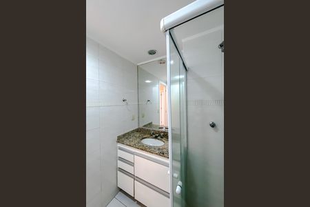 Apartamento para alugar com 76m², 3 quartos e 2 vagas Apartamento para alugar com 76m², 3 quartos e 2 vagasBanheiro