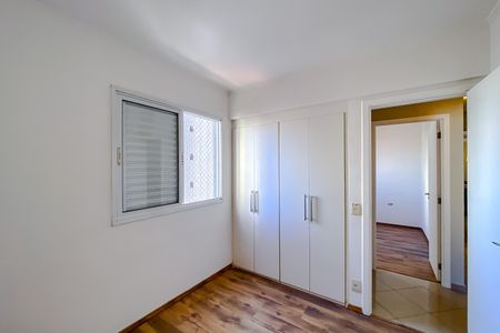 Apartamento para alugar com 76m², 3 quartos e 2 vagas Apartamento para alugar com 76m², 3 quartos e 2 vagasQuarto 2