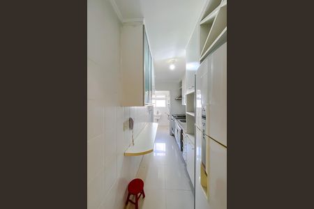 Apartamento para alugar com 76m², 3 quartos e 2 vagas Apartamento para alugar com 76m², 3 quartos e 2 vagasCozinha