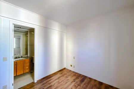 Apartamento para alugar com 76m², 3 quartos e 2 vagas Apartamento para alugar com 76m², 3 quartos e 2 vagasQuarto 1 - Suíte
