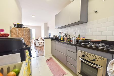 Apartamento à venda com 58m², 2 quartos e 1 vagaCozinha