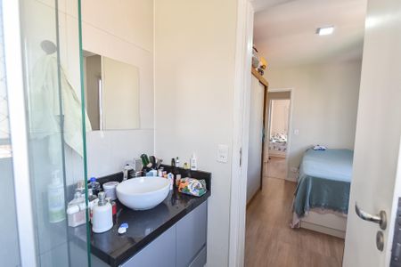 Apartamento à venda com 58m², 2 quartos e 1 vagaBanheiro da suíte