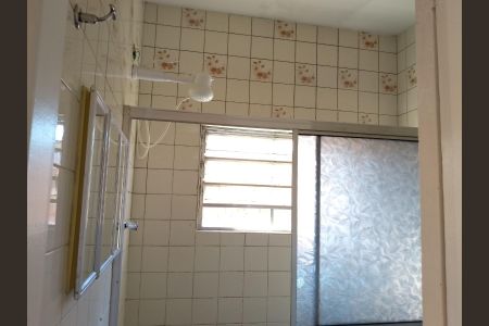 Casa à venda com 172m², 5 quartos e sem vaga Casa à venda com 172m², 5 quartos e sem vagaCasa 2 Banheiro