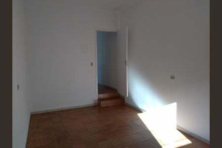 Casa à venda com 172m², 5 quartos e sem vaga Casa à venda com 172m², 5 quartos e sem vagaCasa 2 Quarto 1