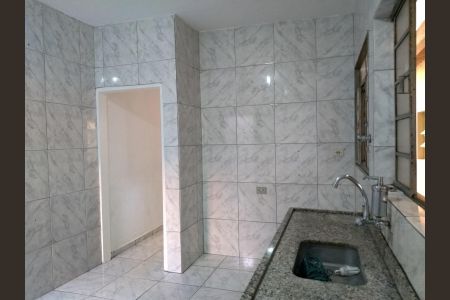 Casa à venda com 172m², 5 quartos e sem vaga Casa à venda com 172m², 5 quartos e sem vagaCasa 2 cozinha