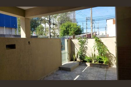 Casa à venda com 172m², 5 quartos e sem vaga Casa à venda com 172m², 5 quartos e sem vagaQuintal