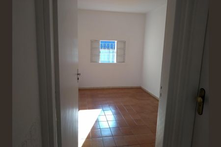 Casa à venda com 172m², 5 quartos e sem vaga Casa à venda com 172m², 5 quartos e sem vagaCasa 2 Quarto 2