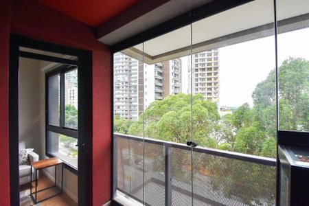 varanda de kitnet/studio para alugar com 1 quarto, 37m² em Cerqueira César, São Paulo