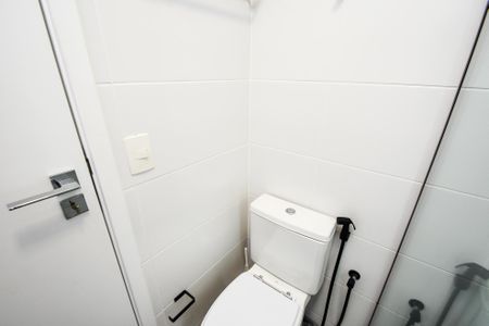 Studio para alugar com 37m², 1 quarto e 1 vaga Studio para alugar com 37m², 1 quarto e 1 vagaBanheiro Social