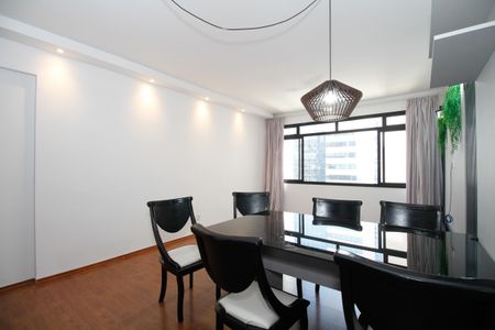 Sala de apartamento para alugar com 3 quartos, 150m² em Cerqueira César, São Paulo