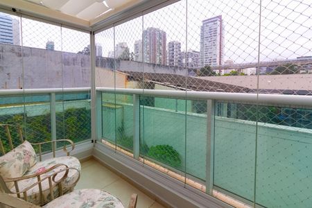 Apartamento para alugar com 70m², 1 quarto e 1 vagaVaranda
