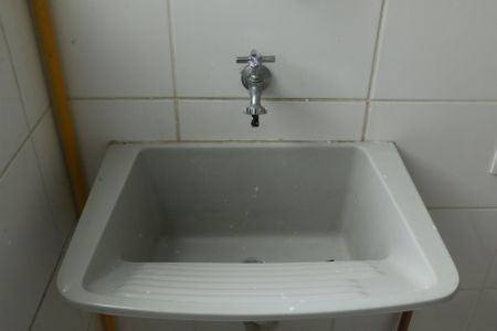 tanque de apartamento para alugar com 2 quartos, 66m² em Vila Avelina, Nova Iguaçu