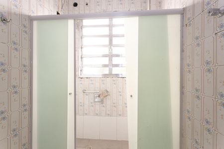 Apartamento à venda com 112m², 2 quartos e sem vaga Apartamento à venda com 112m², 2 quartos e sem vagaBanheiro