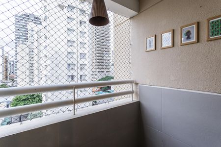Varanda de apartamento para alugar com 2 quartos, 56m² em Itaim Bibi, São Paulo