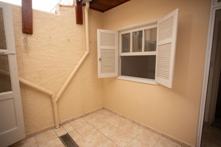 Casa à venda com 107m², 3 quartos e 1 vaga Casa à venda com 107m², 3 quartos e 1 vagaÁrea de Serviço