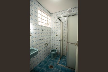 Casa à venda com 107m², 3 quartos e 1 vaga Casa à venda com 107m², 3 quartos e 1 vagaBanheiro