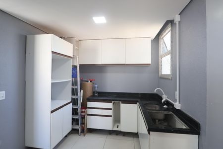Apartamento à venda com 53m², 2 quartos e 1 vagaCozinha e Área de Serviço