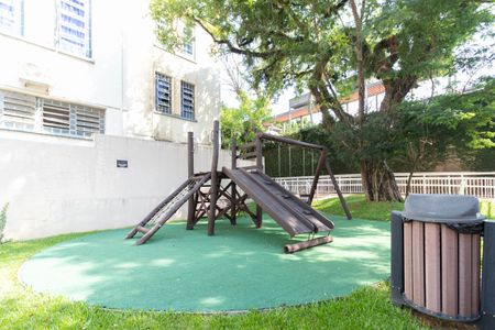 Apartamento à venda com 80m², 3 quartos e 2 vagasÁrea comum - Playground