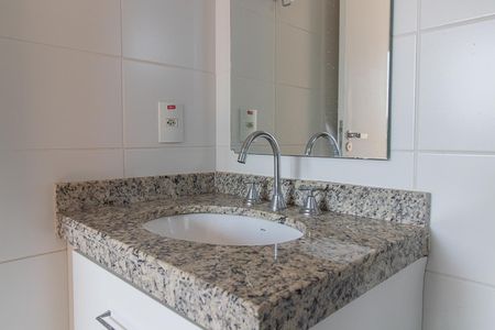 Apartamento à venda com 80m², 3 quartos e 2 vagasBanheiro da Suíte