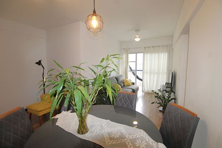 Apartamento à venda com 65m², 2 quartos e 1 vagaSala