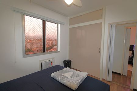 Apartamento à venda com 65m², 2 quartos e 1 vagaQuarto 01