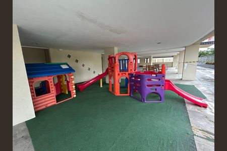 Apartamento à venda com 65m², 2 quartos e 1 vagaÁrea comum - Playground