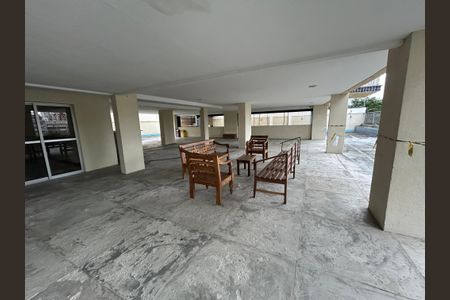 Apartamento à venda com 65m², 2 quartos e 1 vagaÁrea comum