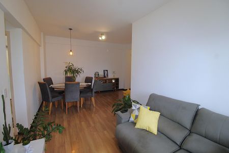 Apartamento à venda com 65m², 2 quartos e 1 vagaSala