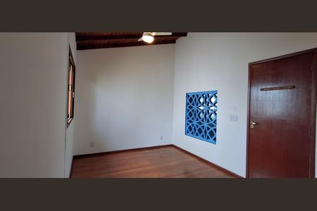 Casa para alugar com 250m², 3 quartos e 6 vagasSuíte 3