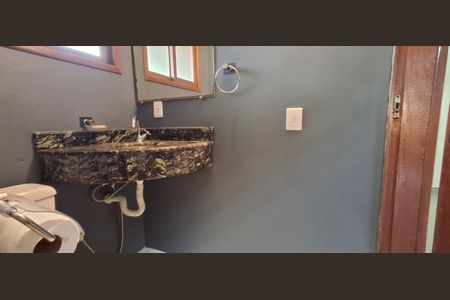 Casa para alugar com 250m², 3 quartos e 6 vagasBanheiro da Suíte 1