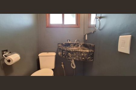 Casa para alugar com 250m², 3 quartos e 6 vagasBanheiro Suíte 1