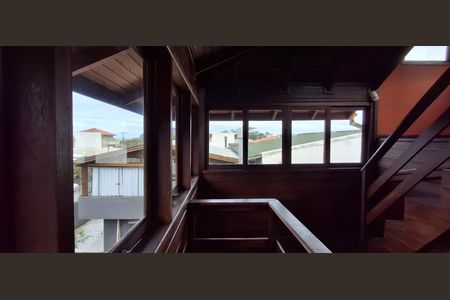 Casa para alugar com 250m², 3 quartos e 6 vagasQuarto